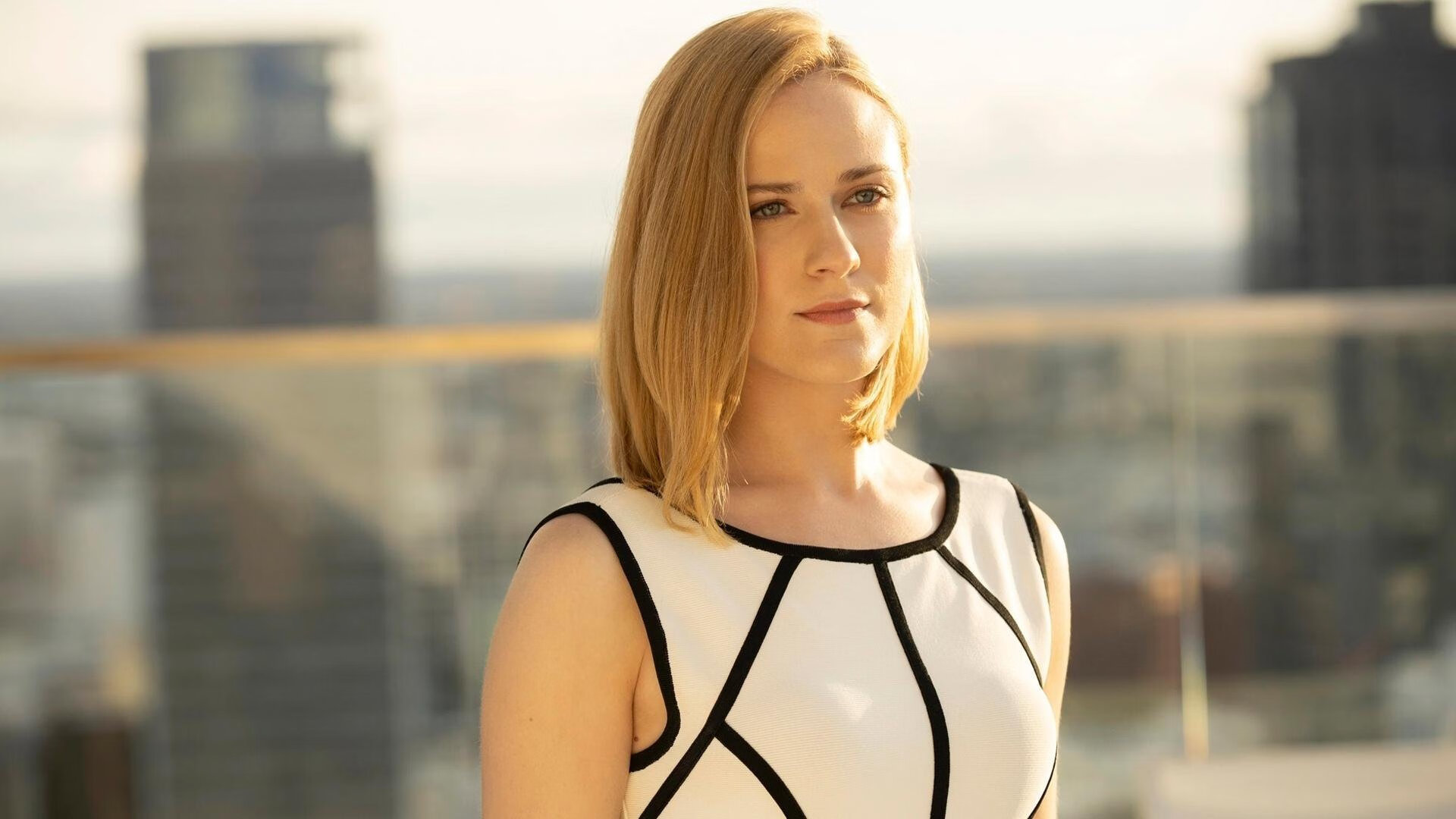 爱游戏在线登录入口-中国足球入场券销售新策略，推进全民参与，一场足球赛的入场券30元一张,降价后观众增加了50%