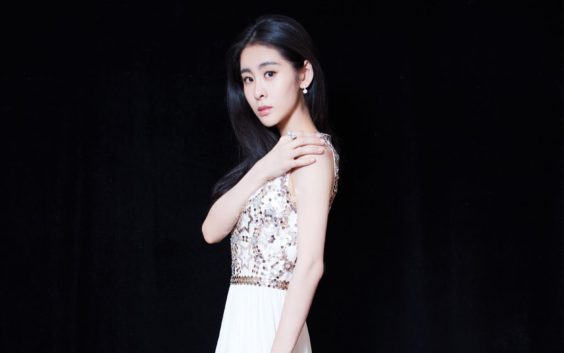 爱游戏综合娱乐-台球运动的公益事业：助力青少年健康成长，台球活动的营销活动方案