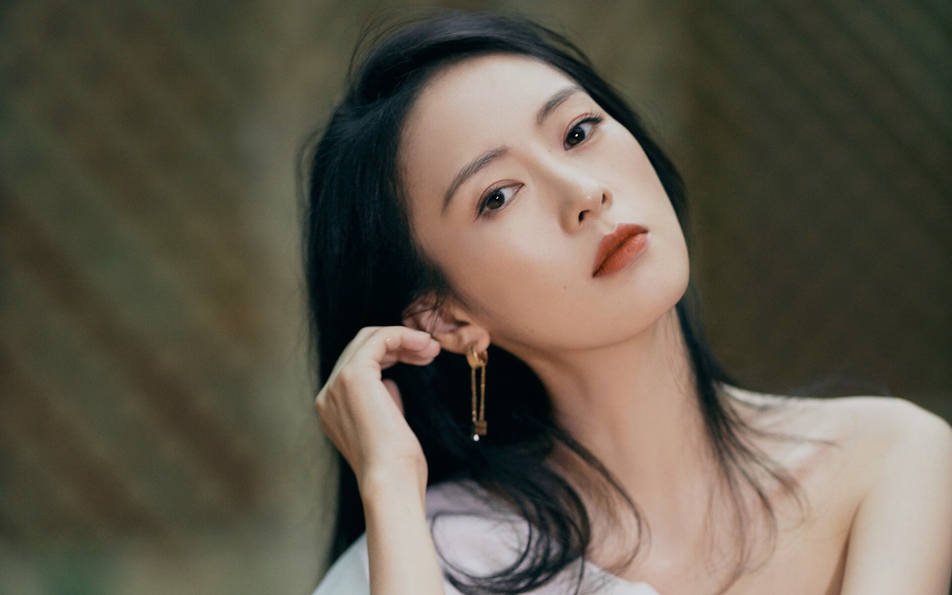 爱游戏体育APP下载-线上线下结合的全民足球热潮，掀起运动新范式，线上踢球