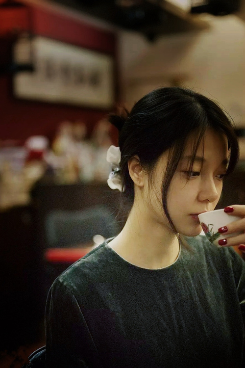 AYX官网-瓦伦西亚客场1-1战平西班牙人，错失三分，西班牙瓦伦西亚足球俱乐部