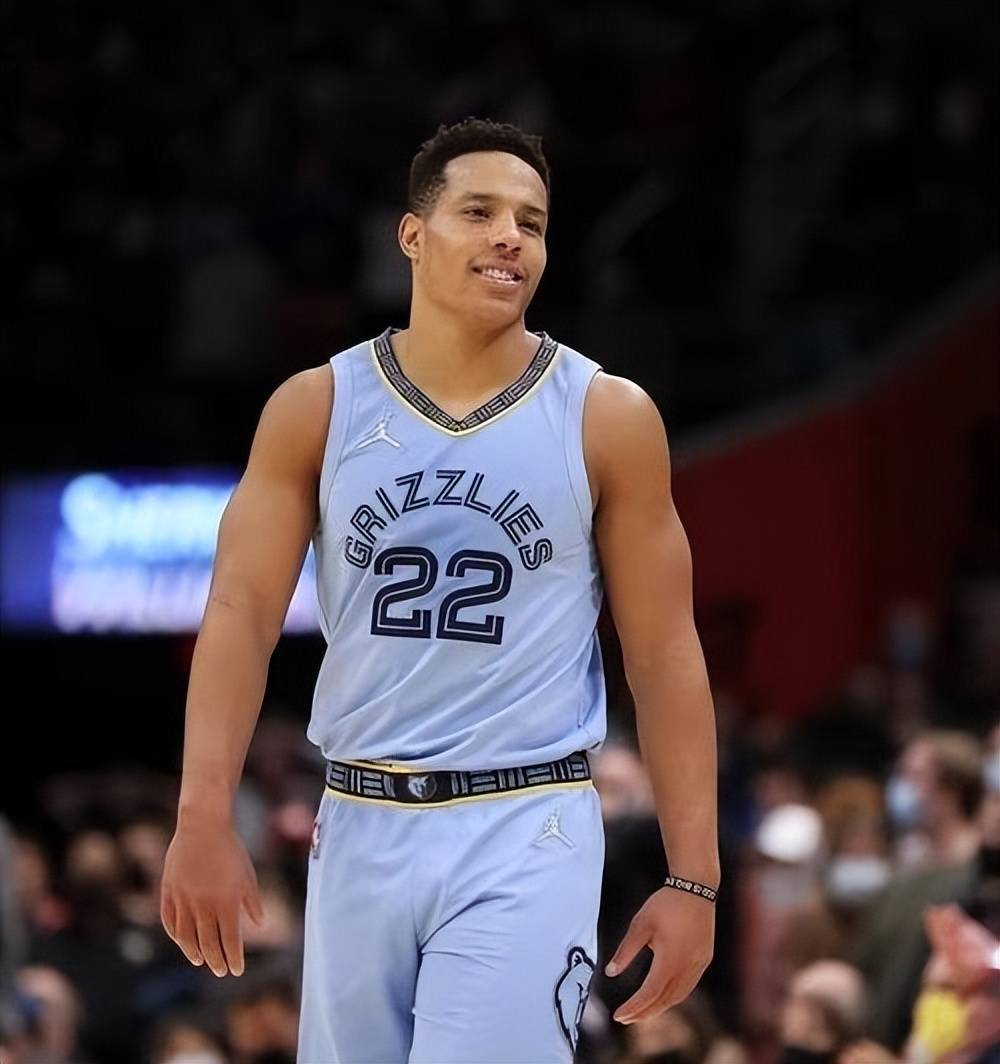 爱游戏体育:勇士队战术调整:科尔计划增加空间型进攻战术的简单介绍 爱游戏体育:勇士队战术调整:科尔计划增加空间型进攻战术的简单介绍