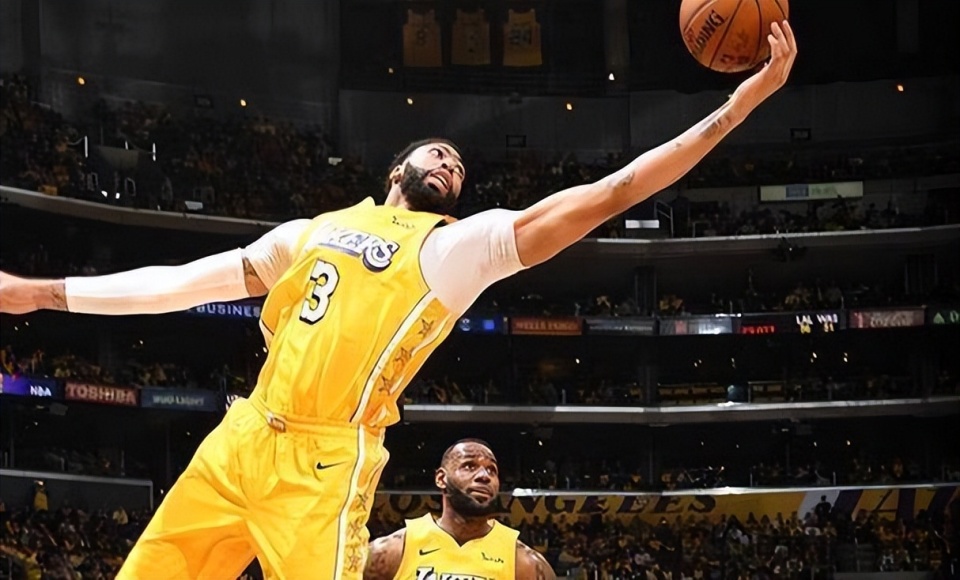 包含爱游戏体育:湖人队新赛季的希望:年轻球员的成长与老将的经验传承的词条 包含爱游戏体育:湖人队新赛季的希望:年轻球员的成长与老将的经验传承的词条