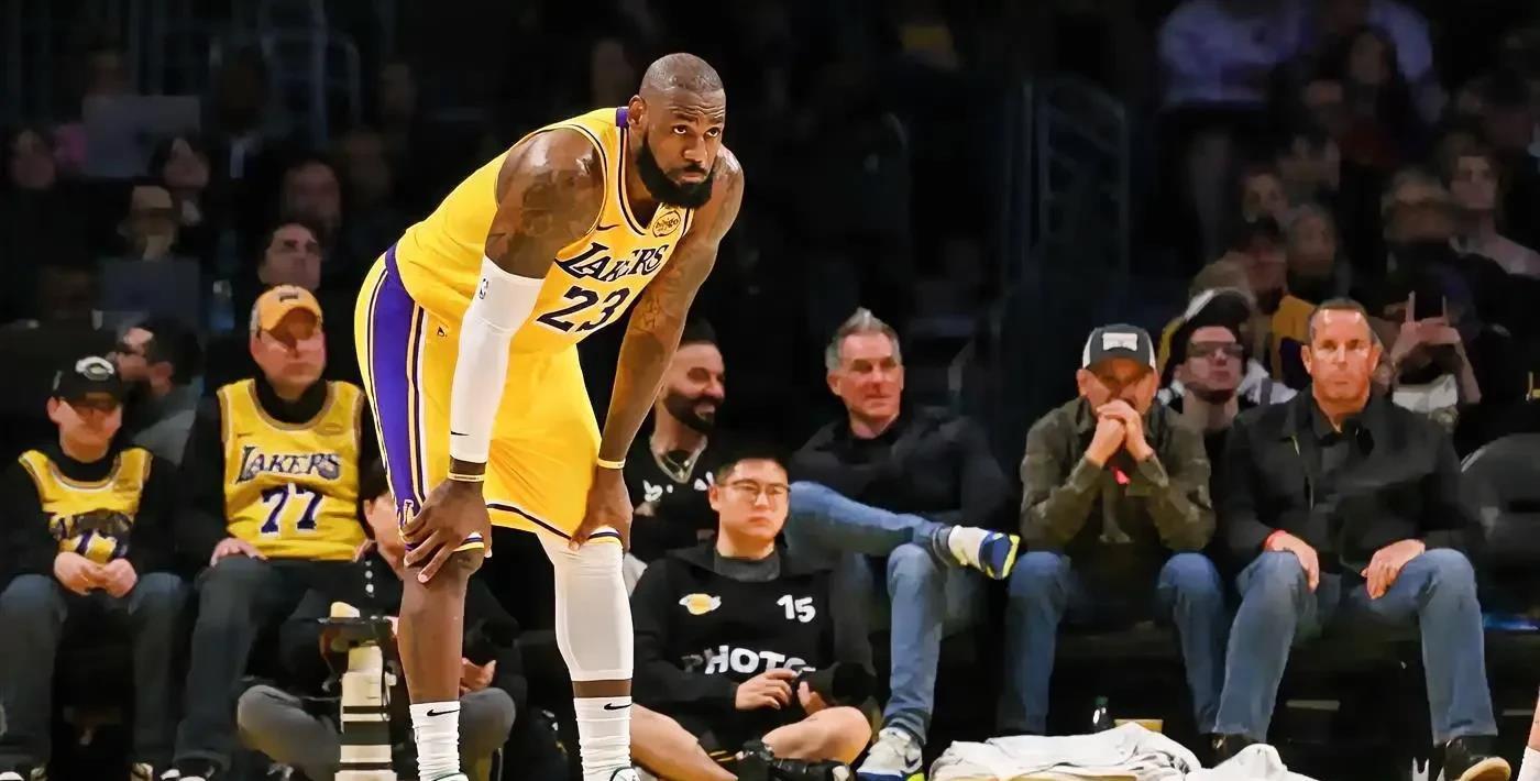 包含爱游戏体育：湖人队新赛季：詹姆斯表示将减少出场时间，注重效率的词条