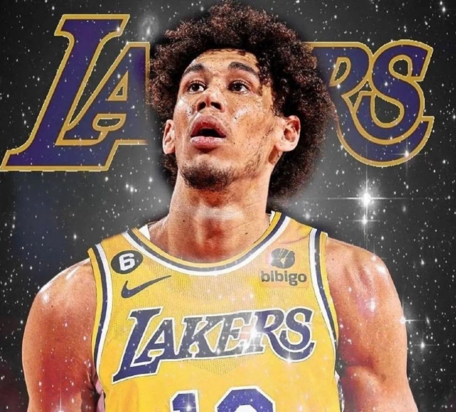 爱游戏体育:湖人队训练营:新援融入,战术磨合的简单介绍 爱游戏体育:湖人队训练营:新援融入,战术磨合的简单介绍