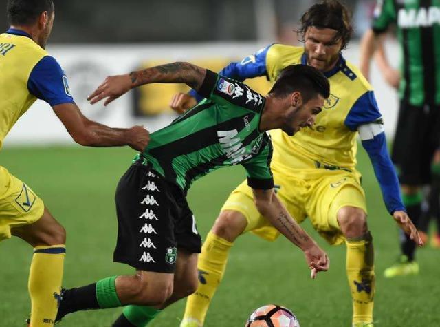 包含爱游戏体育:意甲的团队精神：如何在比赛中形成合力的词条